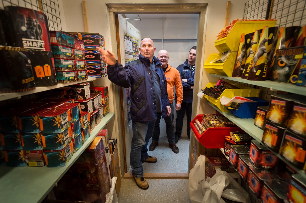 Controles vuurwerkverkooppunten door omgevingsdiensten